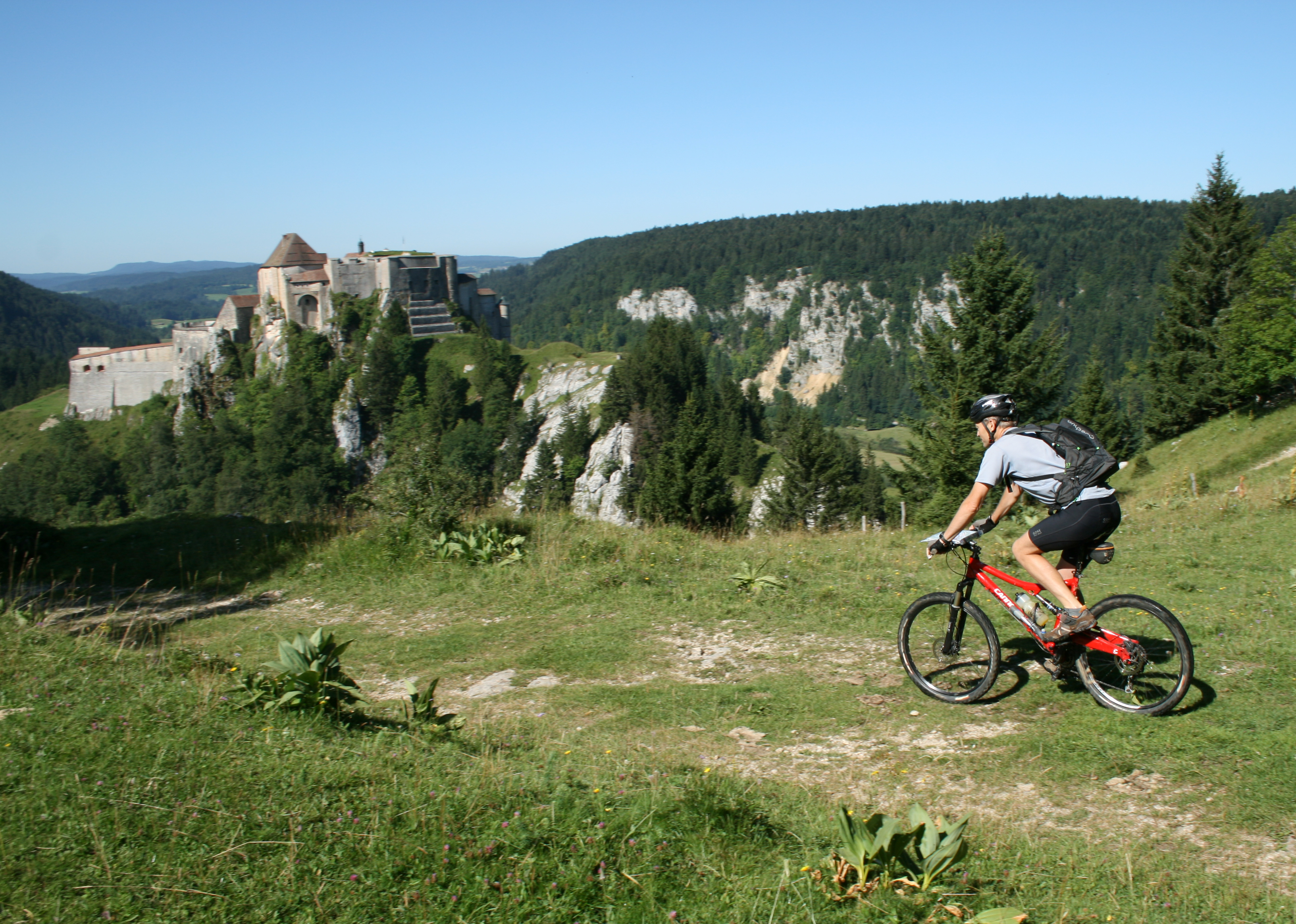 You are currently viewing La GTJ ou Grande Traversée du Jura