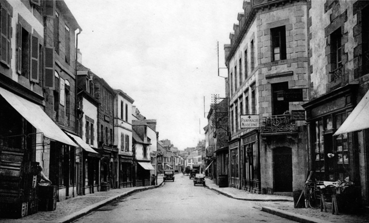 Une image contenant bâtiment, extérieur, passage, scène
Description générée automatiquement